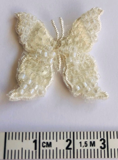 Beaded butterfly small trim 371394