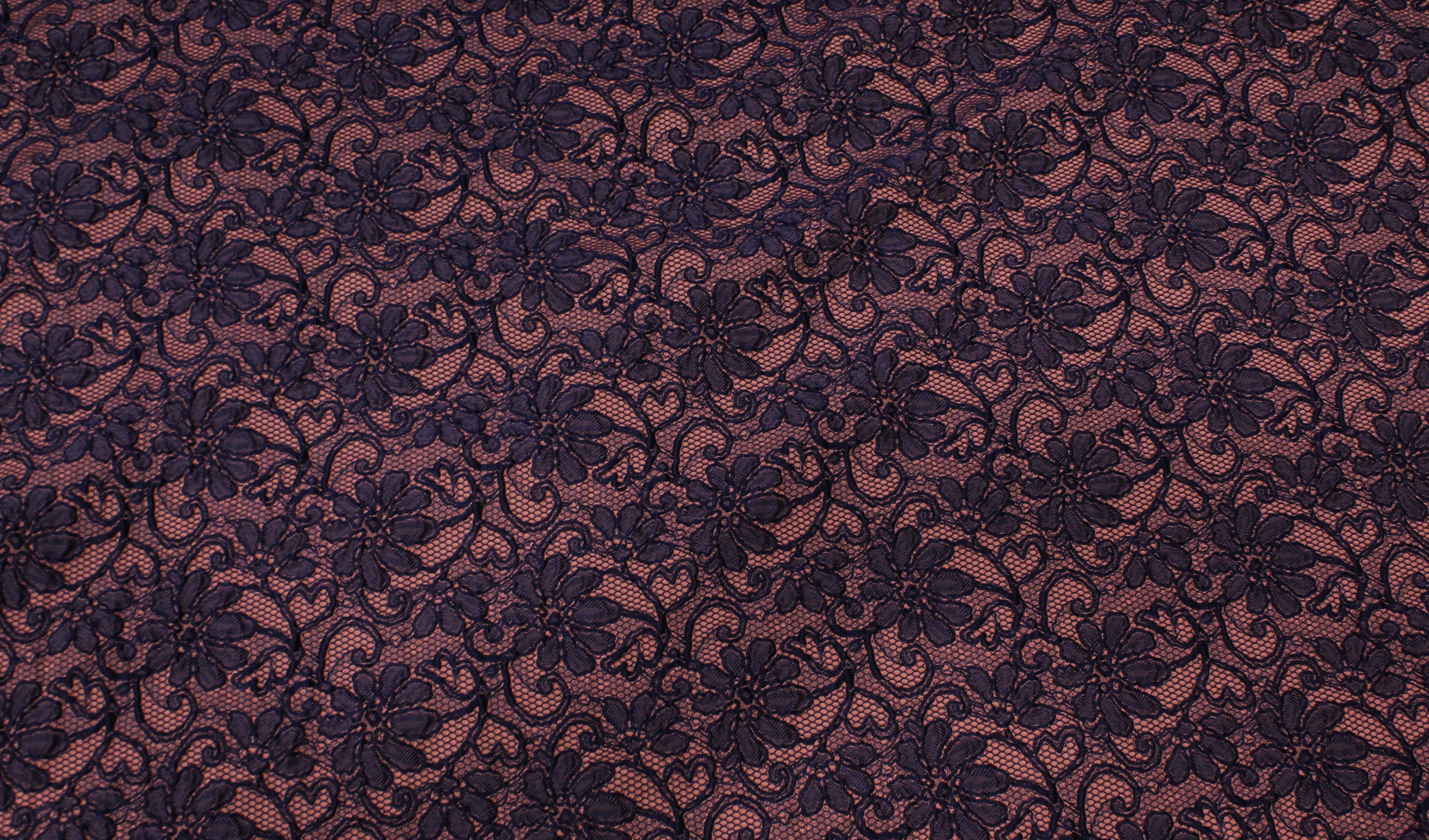 LACY OLD ROSE AND BLUE JACQUARD