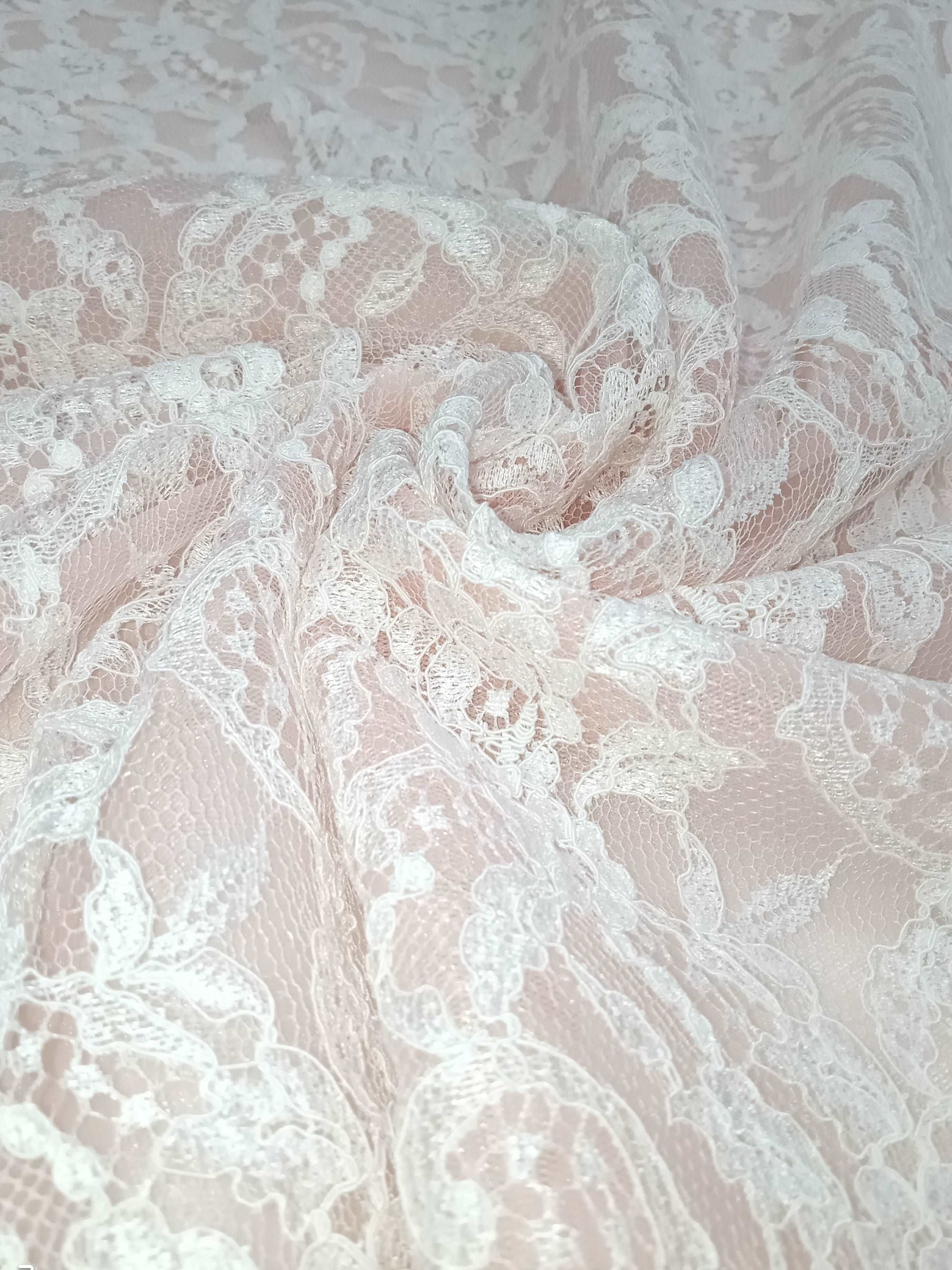 French Chantilly Bridal Lace 93715
